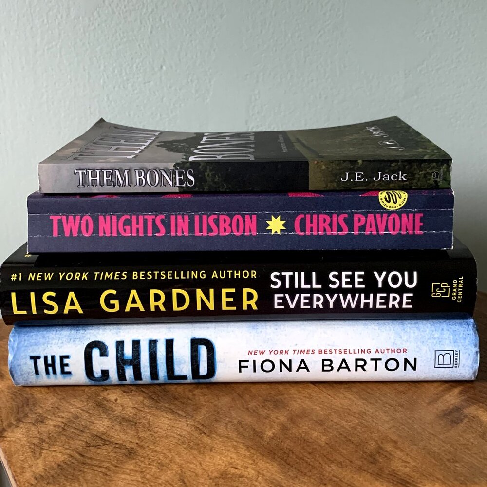 4pc Mystery Suspense Novel Set